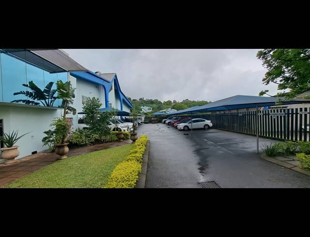 3,535M² FACTORY TO LET IN MAXMEAD